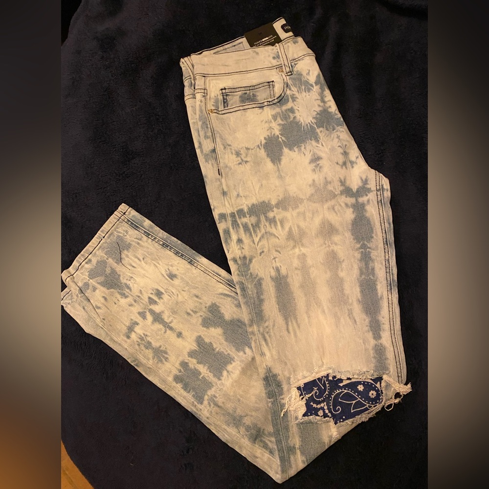 Im Back Again Skinny Jean from Fashion Nova
